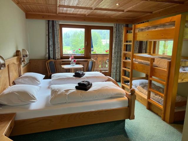 Gasthof Zum Lendwirt Westendorf Luaran gambar