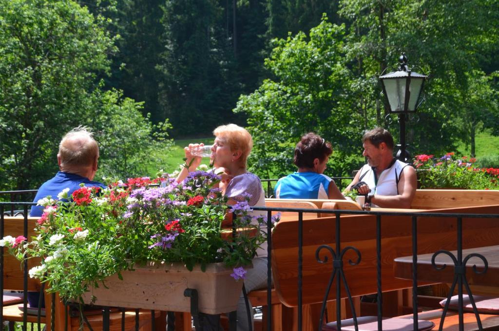 Gasthof Zum Lendwirt Westendorf Luaran gambar