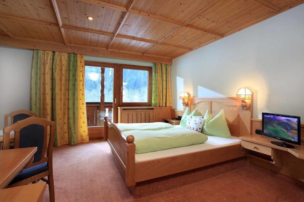 Gasthof Zum Lendwirt Westendorf Luaran gambar